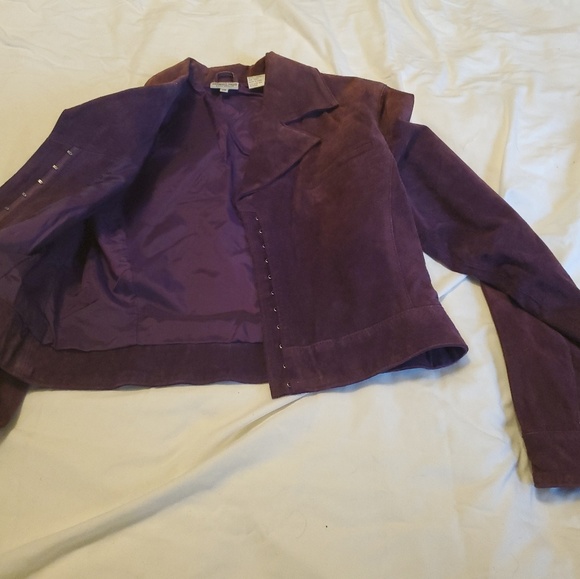 jacket - Picture 2 of 3